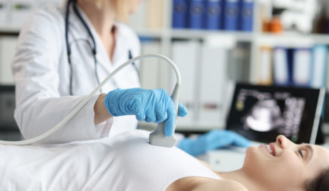 Visita senologica in cosa consiste? Quando la prevenzione è tutto