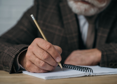 Decadimento cognitivo: come allenare la mente anche in casa