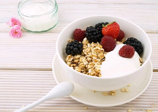 Sovrappeso ed obesità post-intervento: consigli pratici e dieta equilibrata