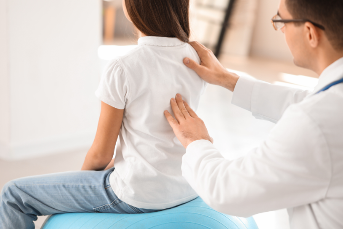 Intervento per la scoliosi: Come si svolge e cosa comporta