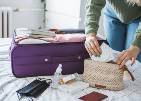 Farmaci da portare in viaggio: la guida di Kormed per l’estate