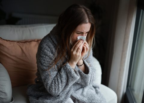 Come distinguere il raffreddore dalla rinite allergica